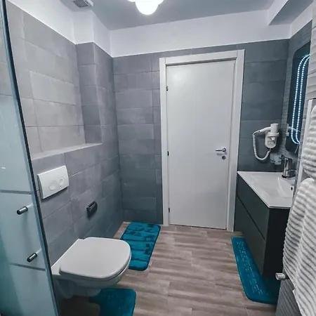 Luxury V Apartment